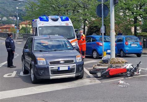 incidente olginate|Schianto auto moto alla rotonda tra Garlate e Olginate